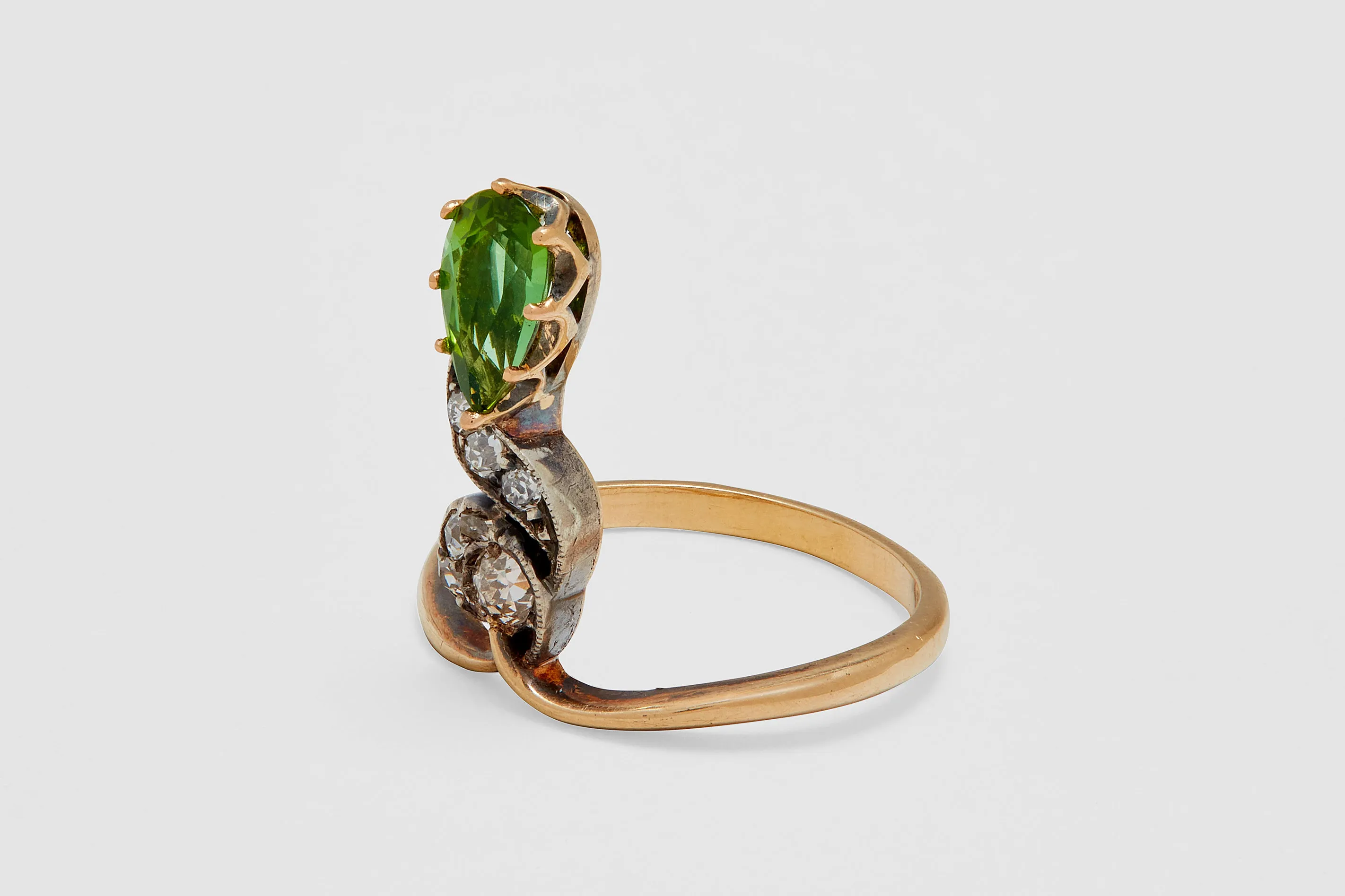 14k Gold Peridot & Diamond Russian Ring