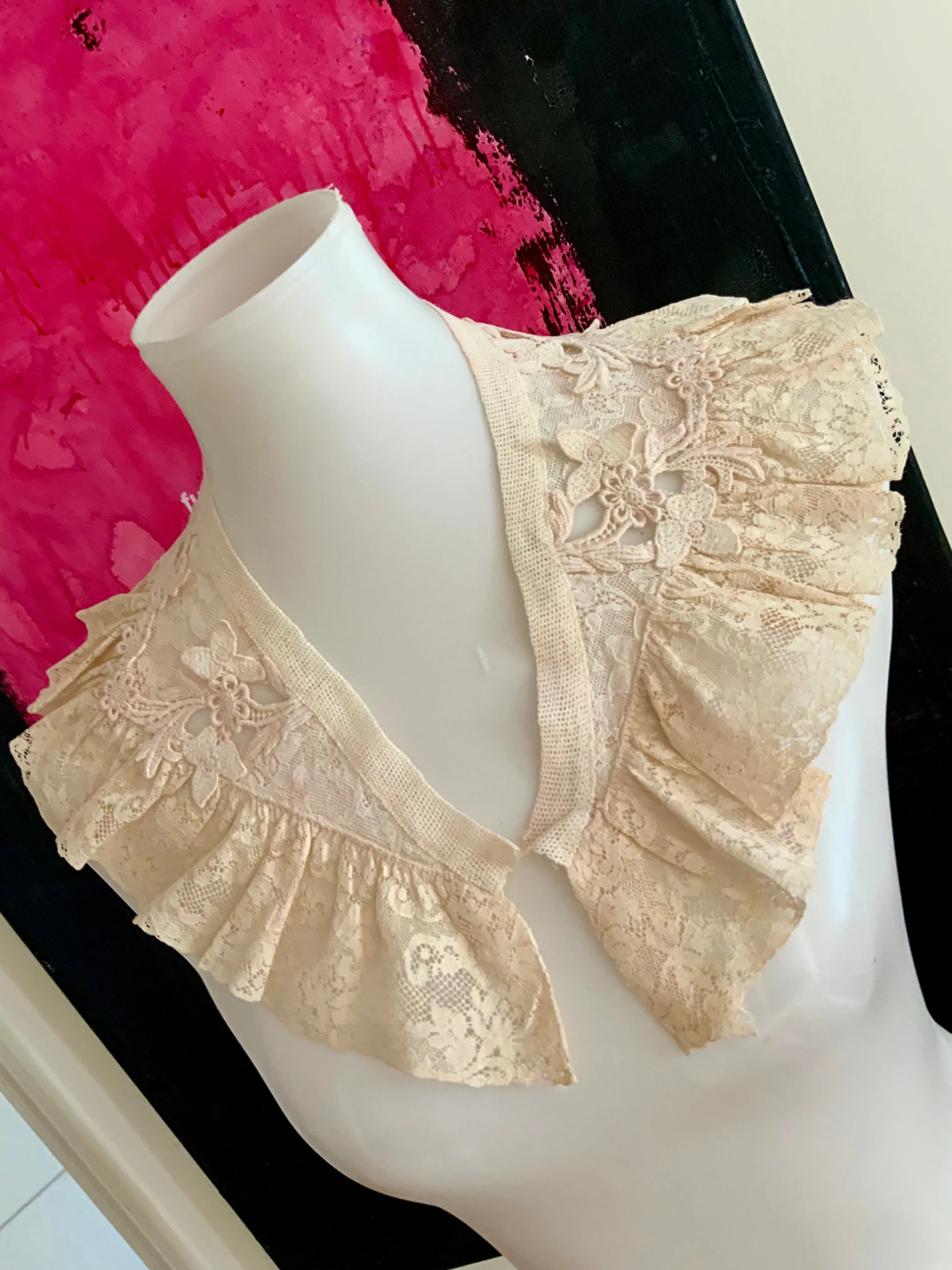 Antique Collar - Crochet Lace - 1900