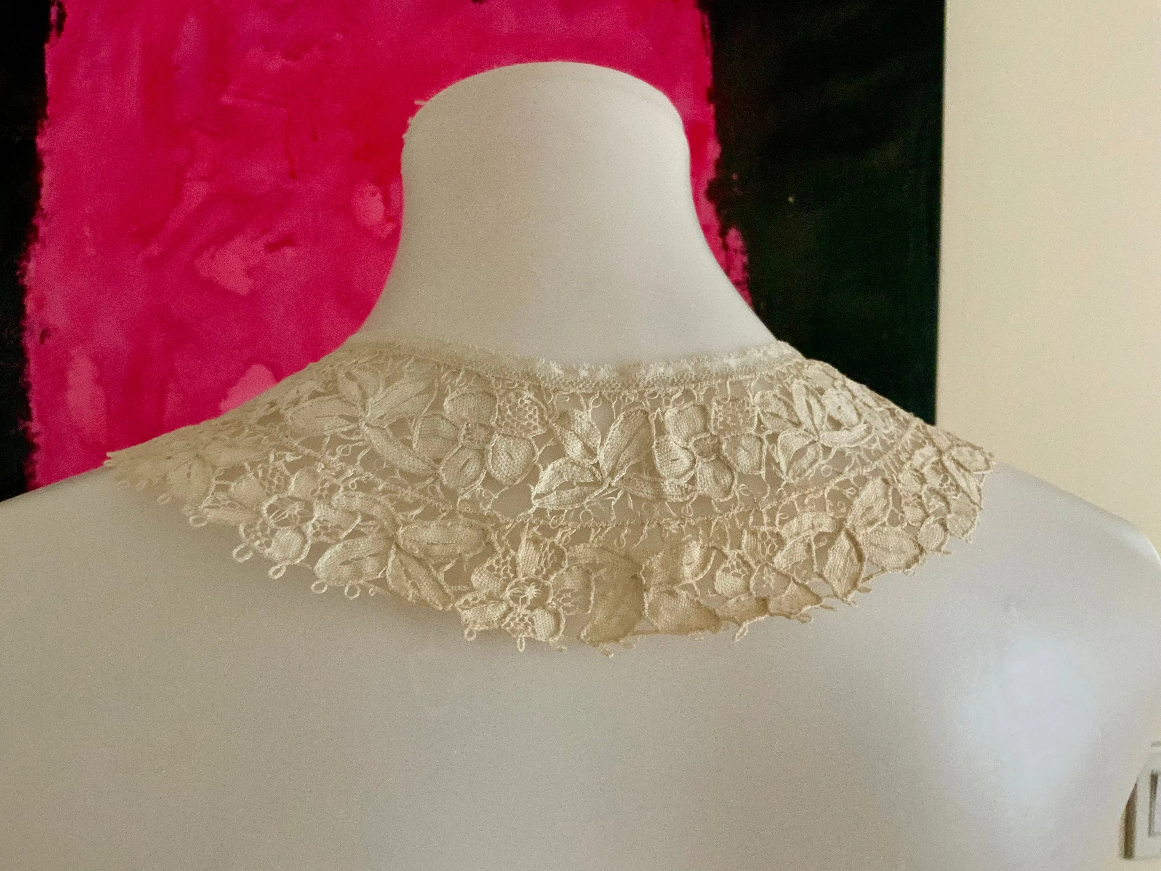 Antique Collar - Handmade Lace - 1900