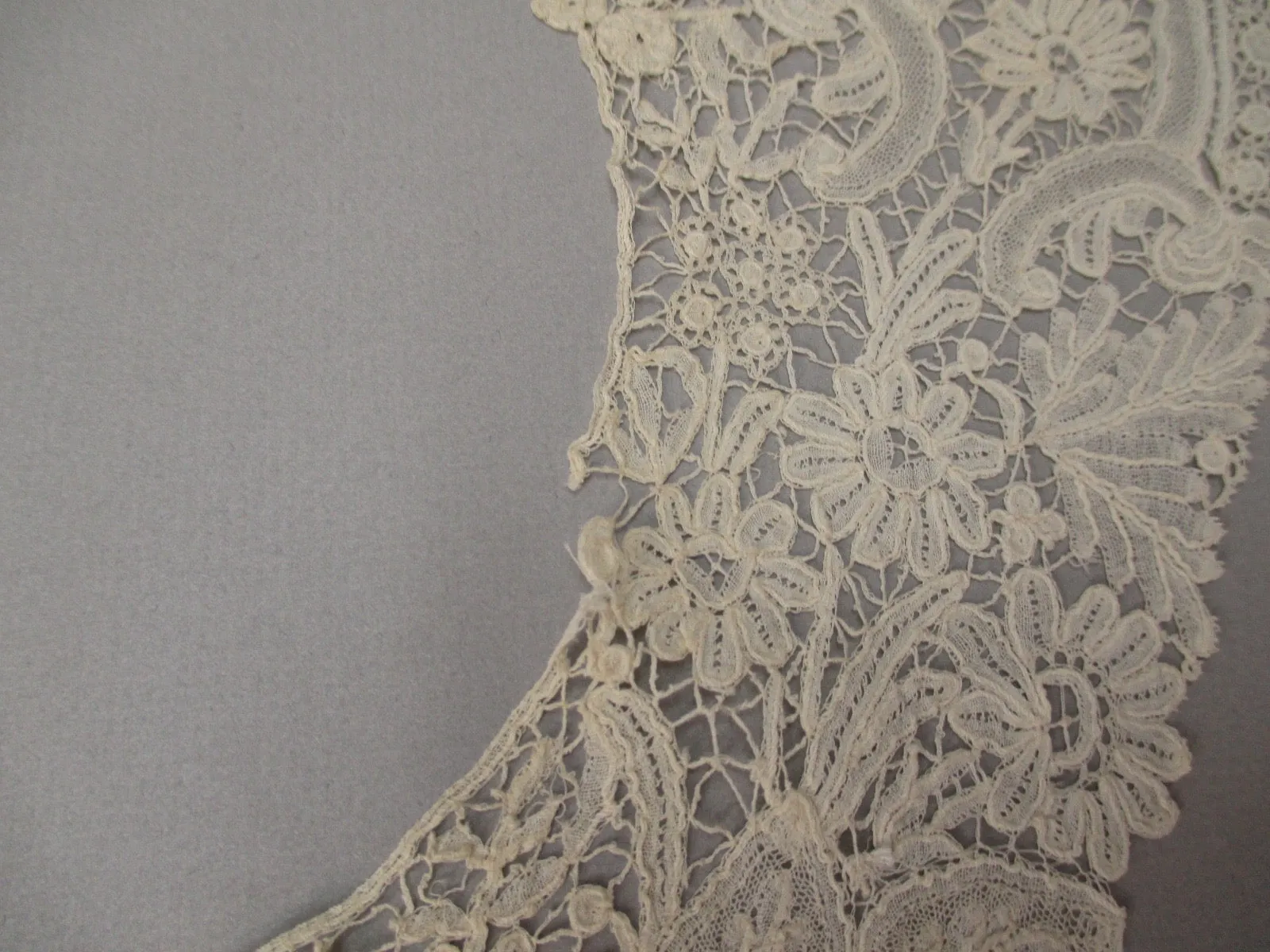 Antique Duchesse lace collar handmade Victorian