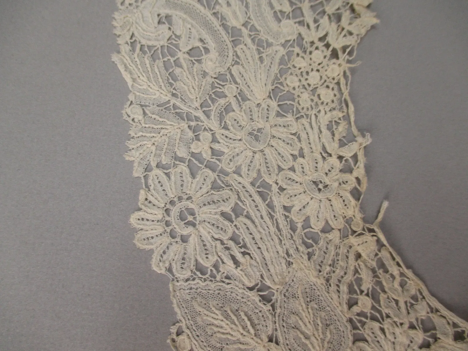 Antique Duchesse lace collar handmade Victorian