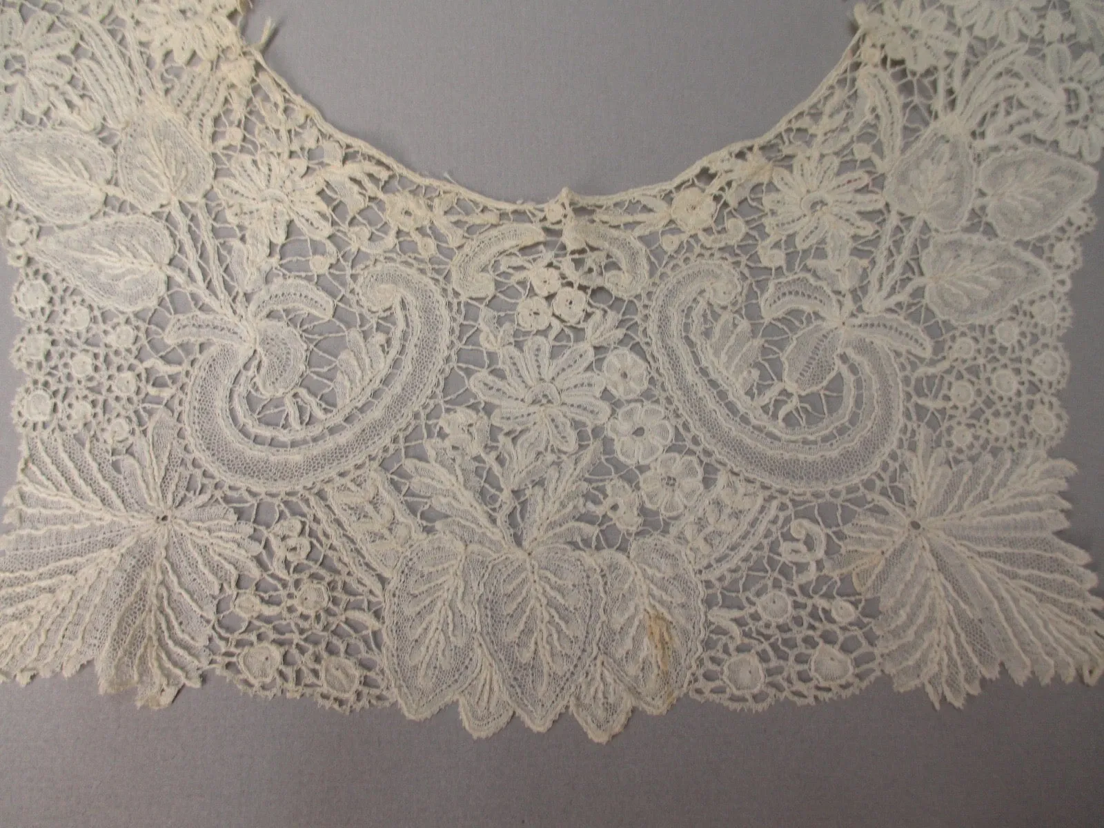 Antique Duchesse lace collar handmade Victorian