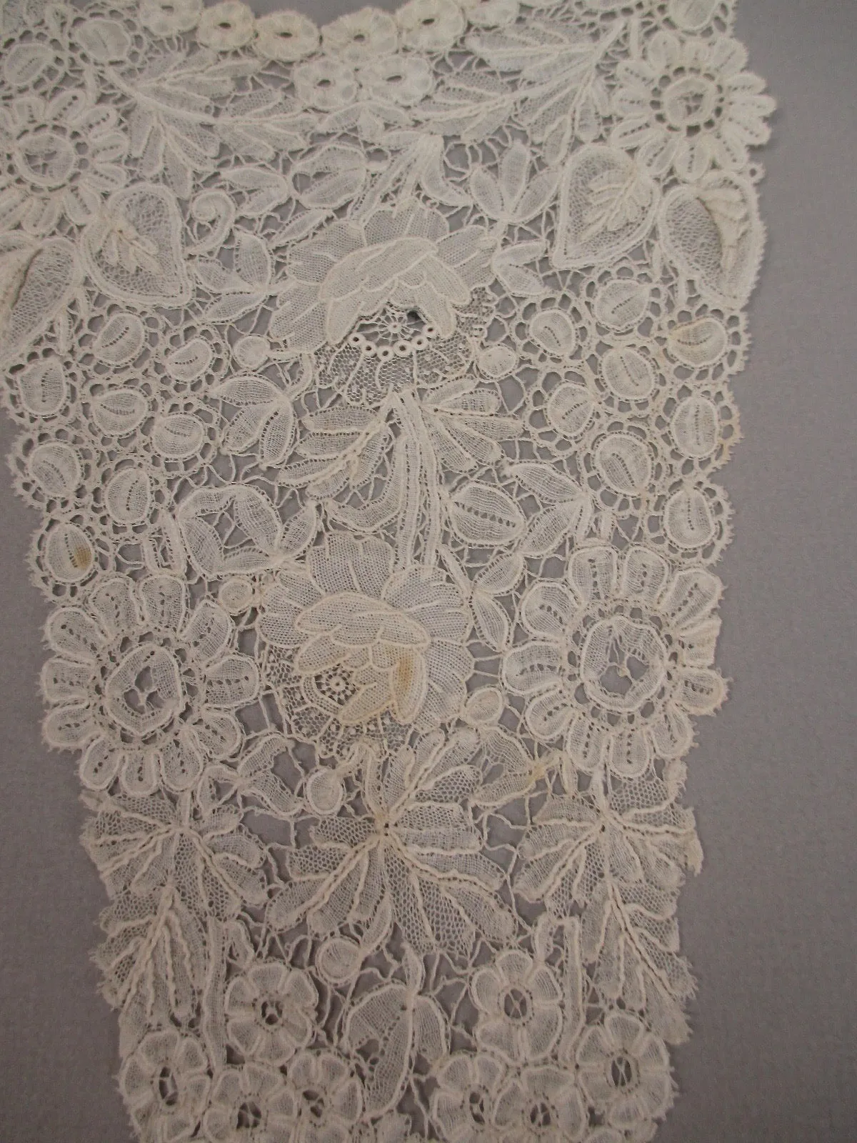 Antique Duchesse lace yoke Victorian era point de gaze inserts