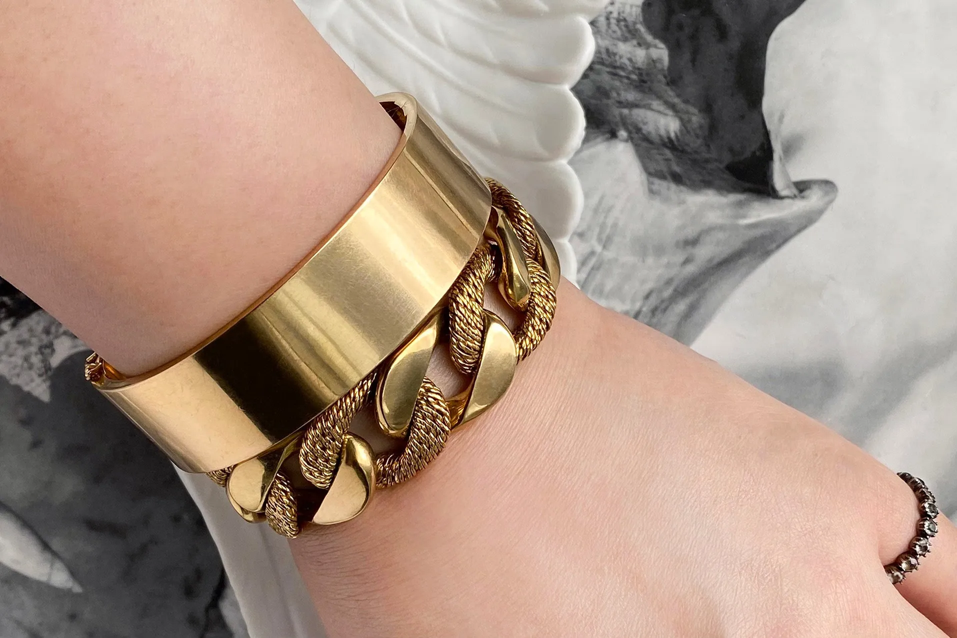Antique French 18k Gold Square Edge Bangle