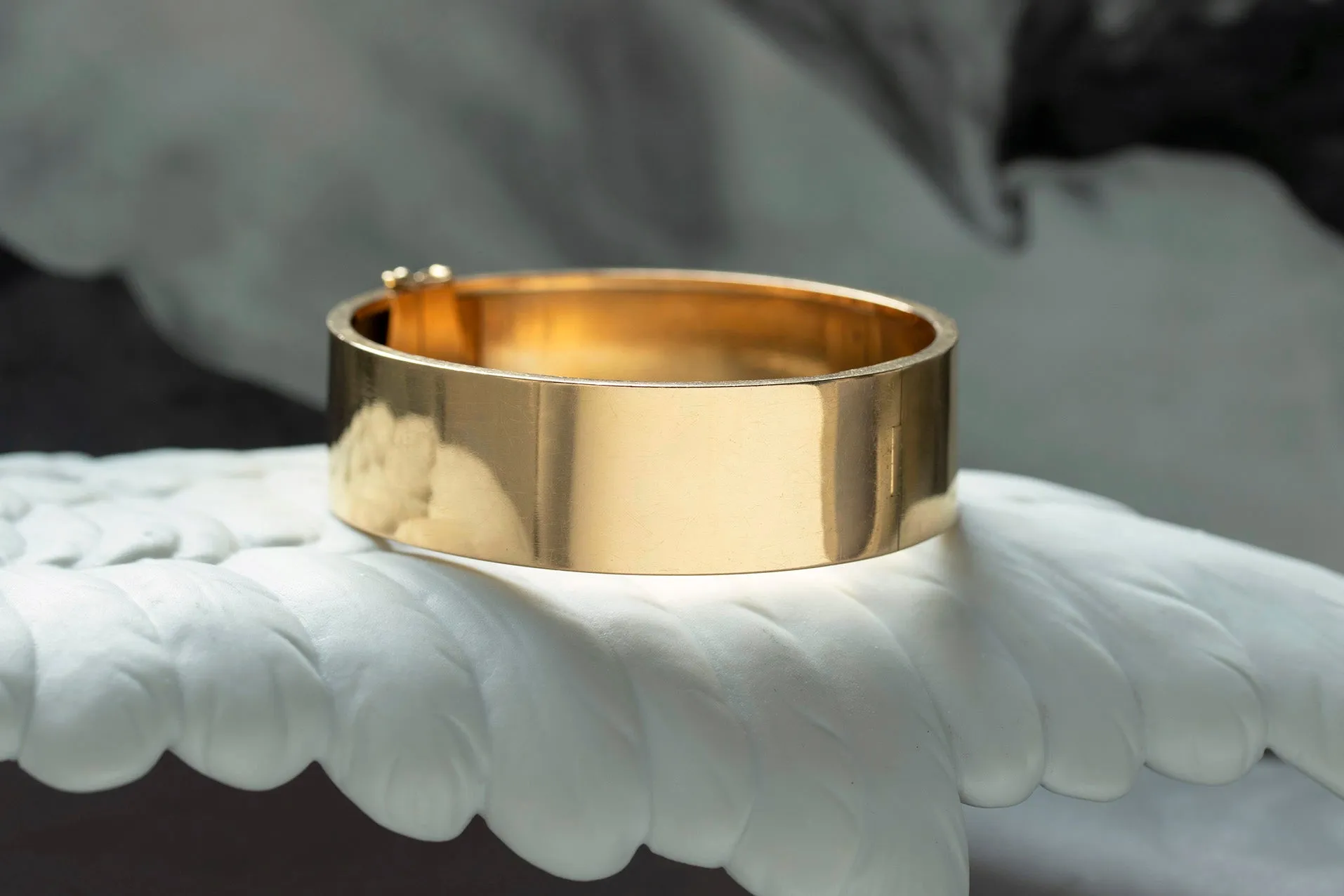 Antique French 18k Gold Square Edge Bangle