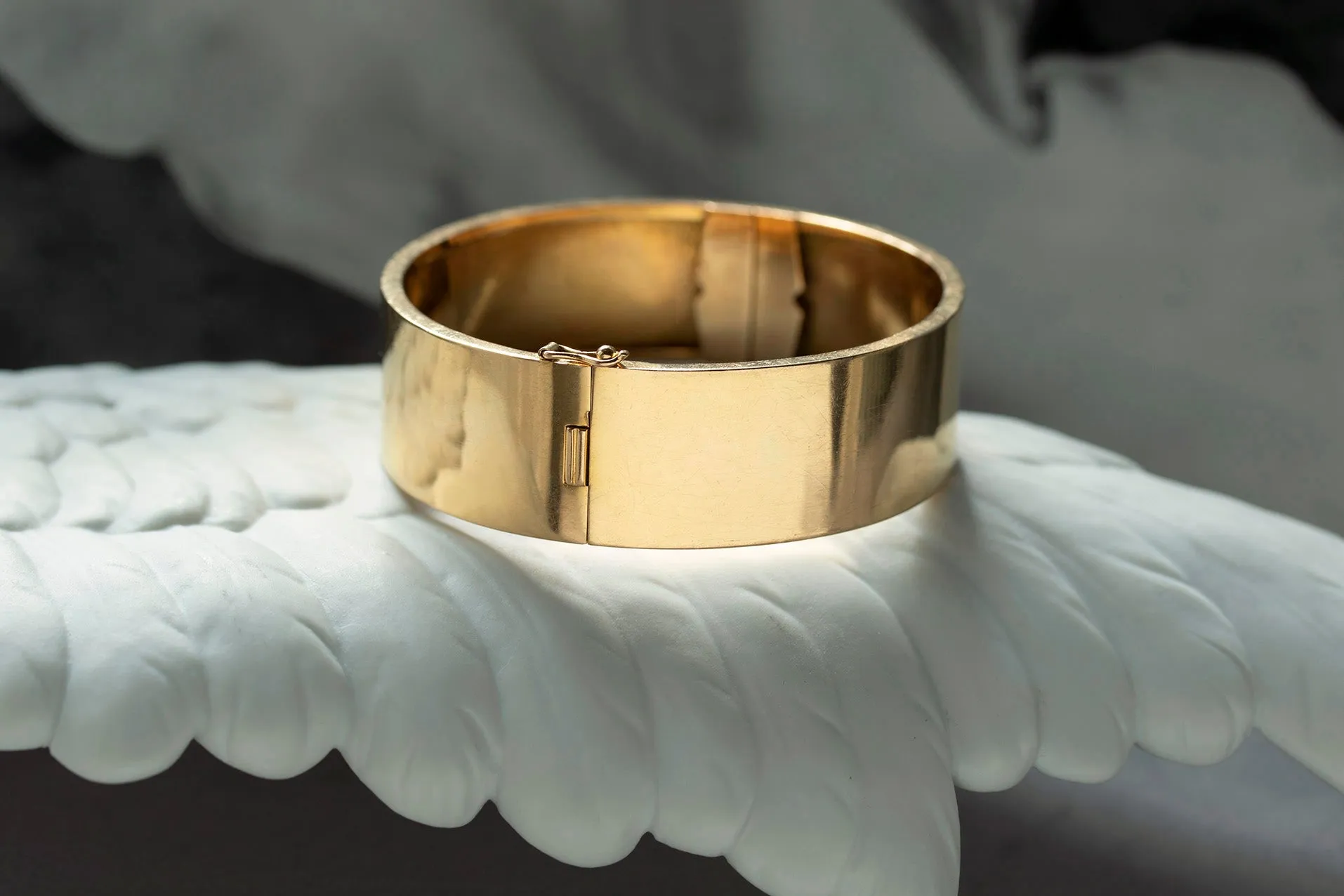 Antique French 18k Gold Square Edge Bangle