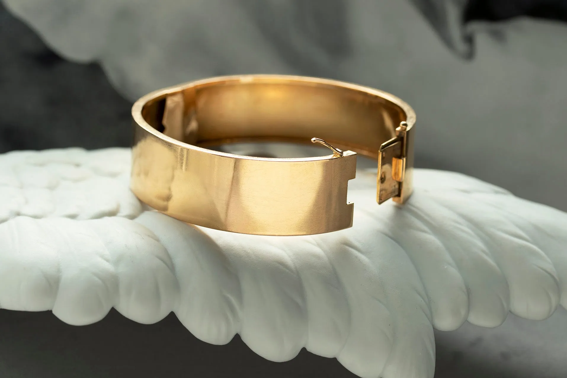 Antique French 18k Gold Square Edge Bangle