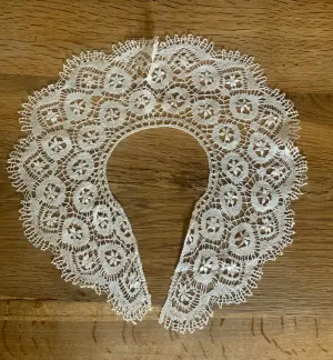 Antique Lace Collar - 1900