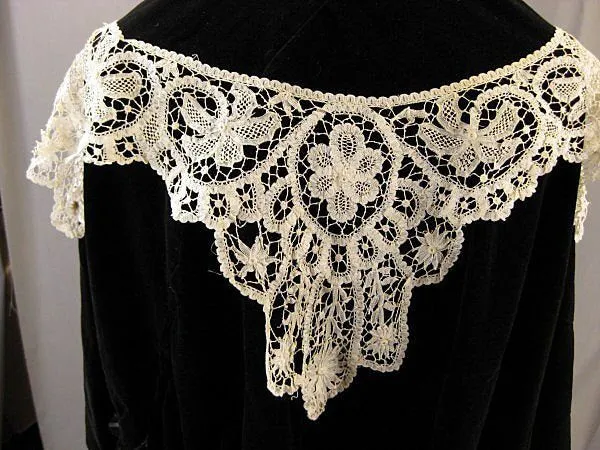 Antique Lace Collar American Battenberg handmade Victorian era