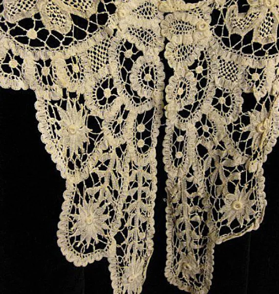 Antique Lace Collar American Battenberg handmade Victorian era