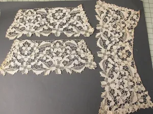 Antique lace collar Italian needlelace