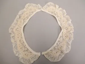 Antique lace collar w Tambour embroidery Victorian