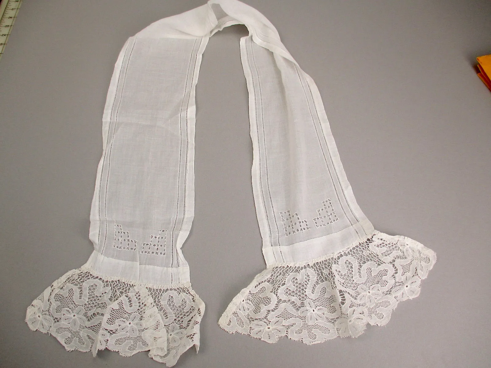 Antique Lace tie Victorian era