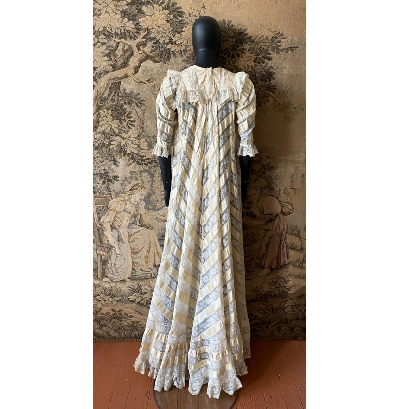 Antique Silk & Valenciennes Lace Peignoir