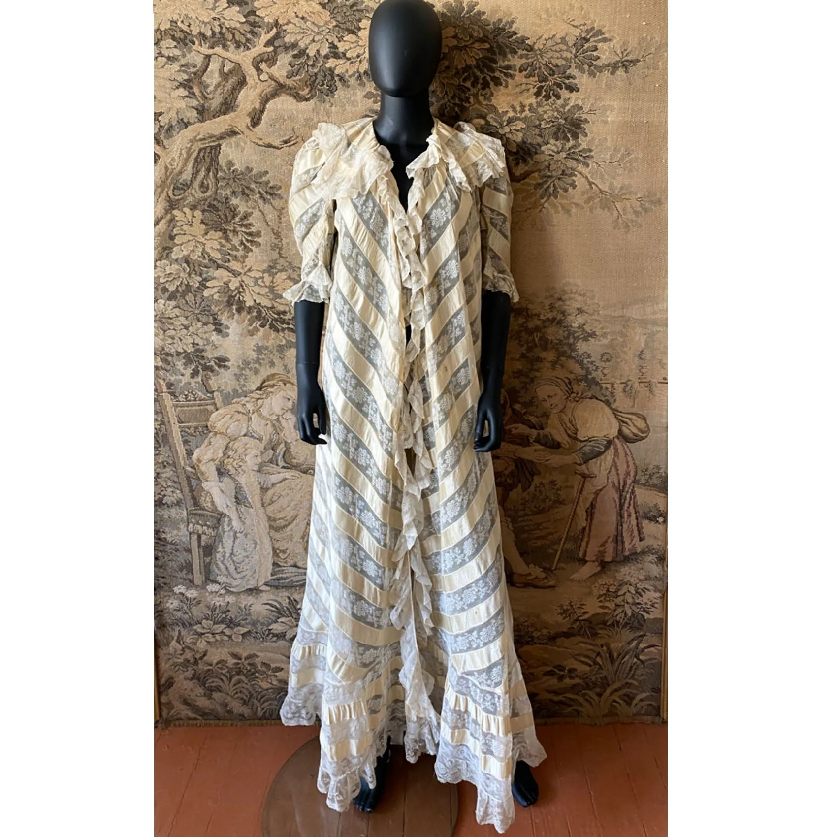 Antique Silk & Valenciennes Lace Peignoir