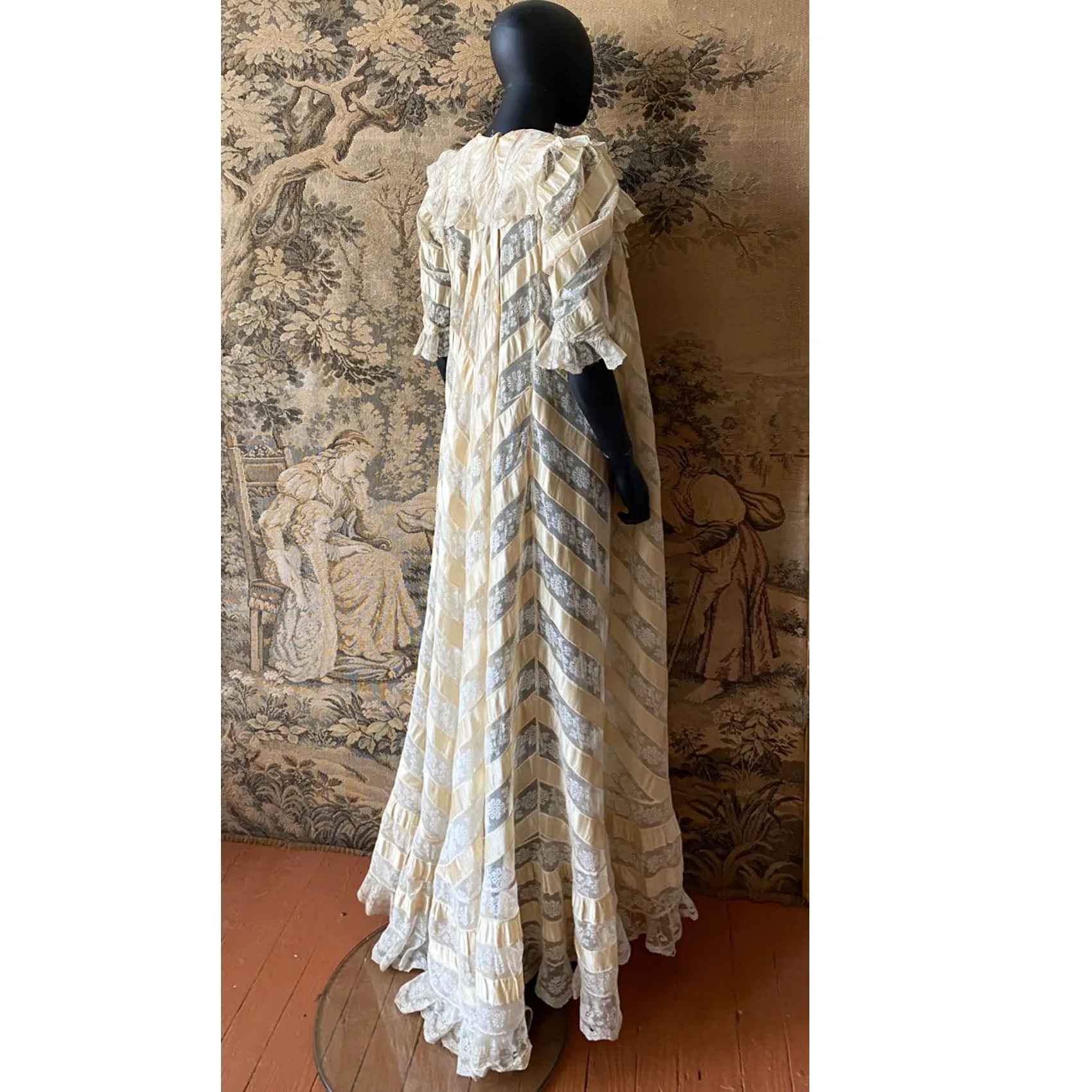 Antique Silk & Valenciennes Lace Peignoir