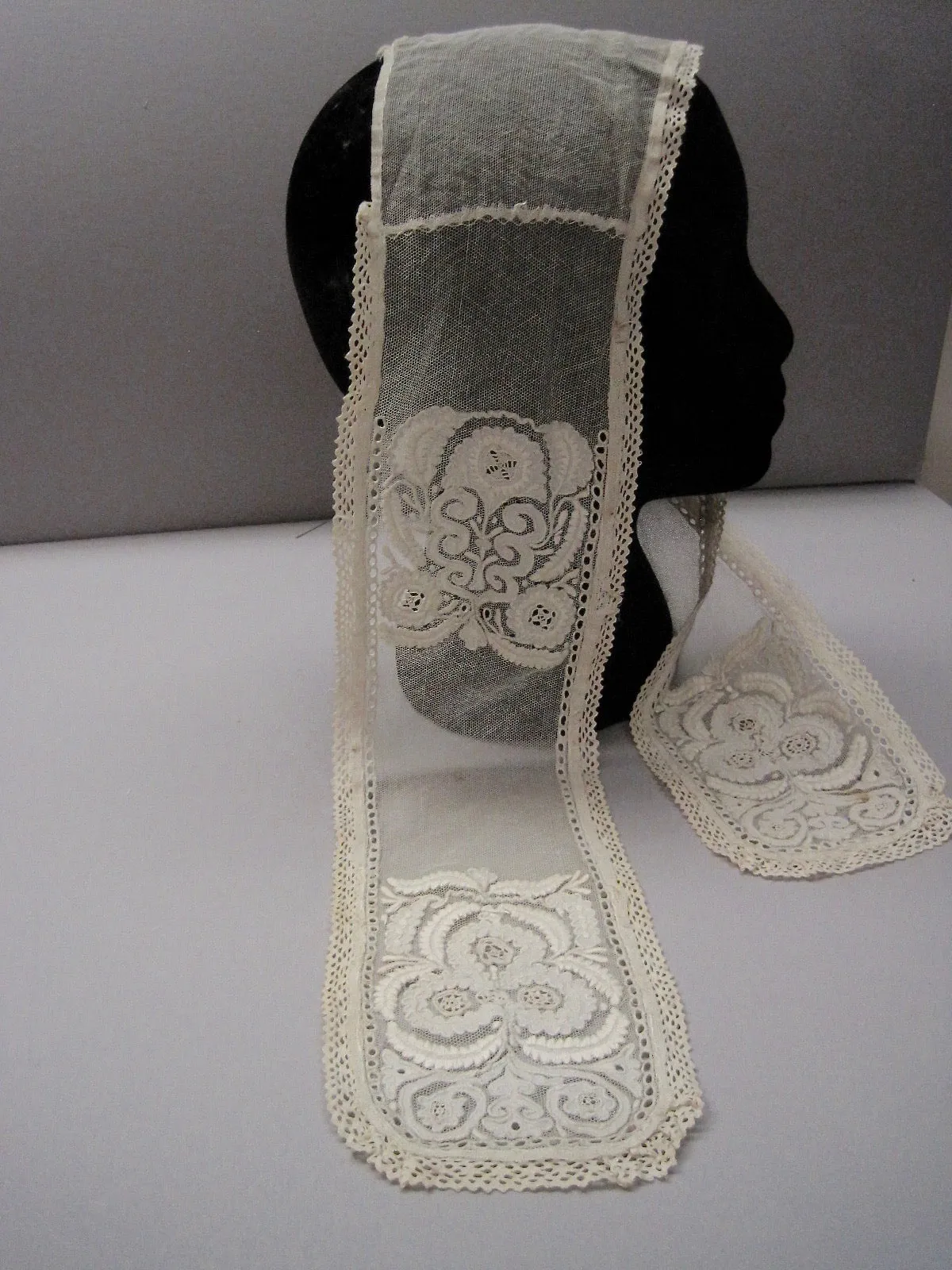 Antique Victorian 1860s Civil war era Ayrshire lace lappet cap
