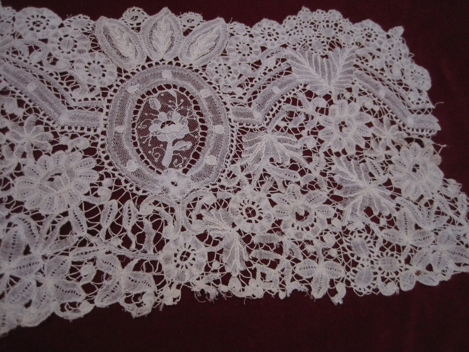 Antique Victorian 19th C Duchesse Lace flounce remnant w Point de Gaze inserts