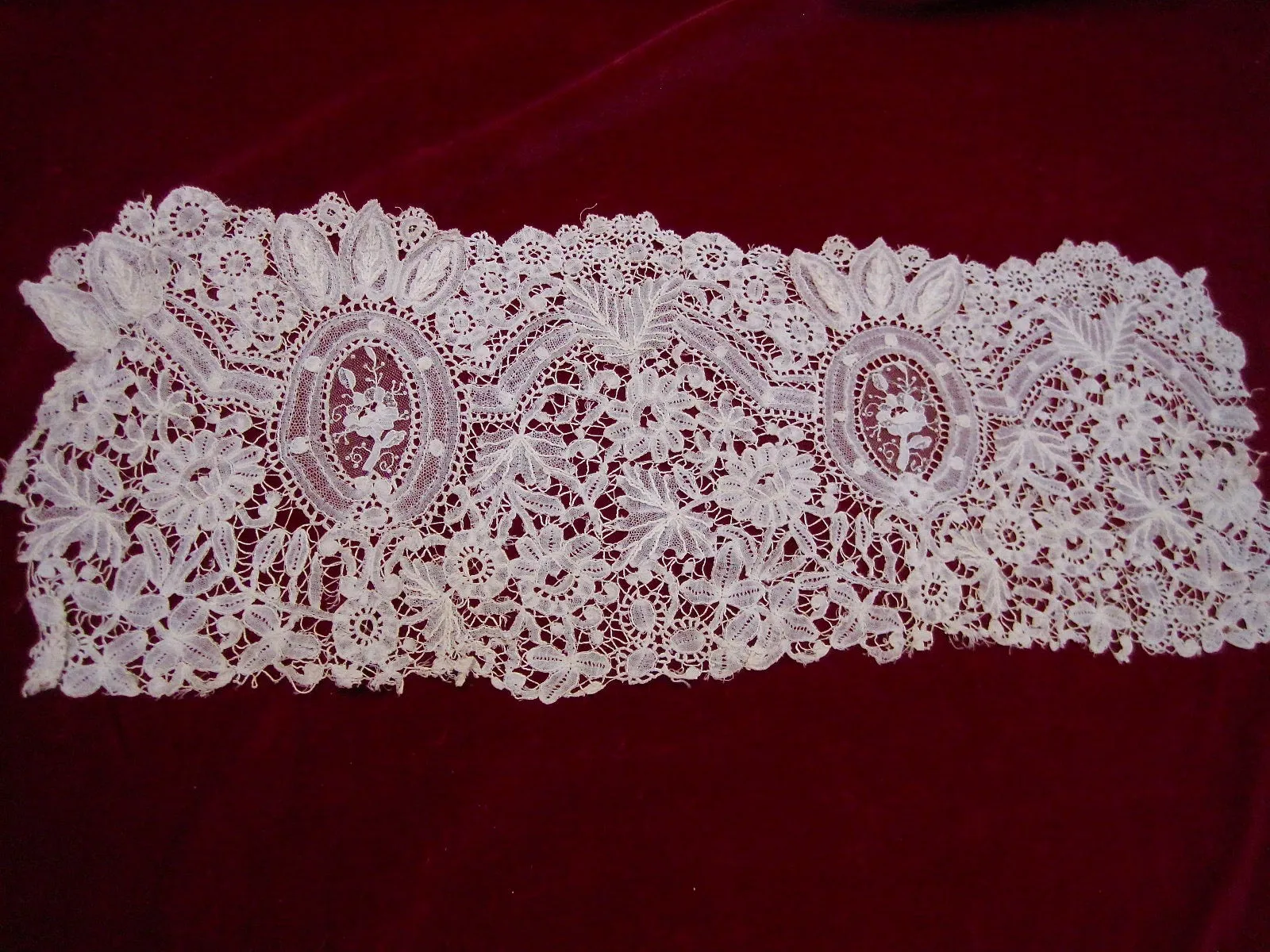 Antique Victorian 19th C Duchesse Lace flounce remnant w Point de Gaze inserts