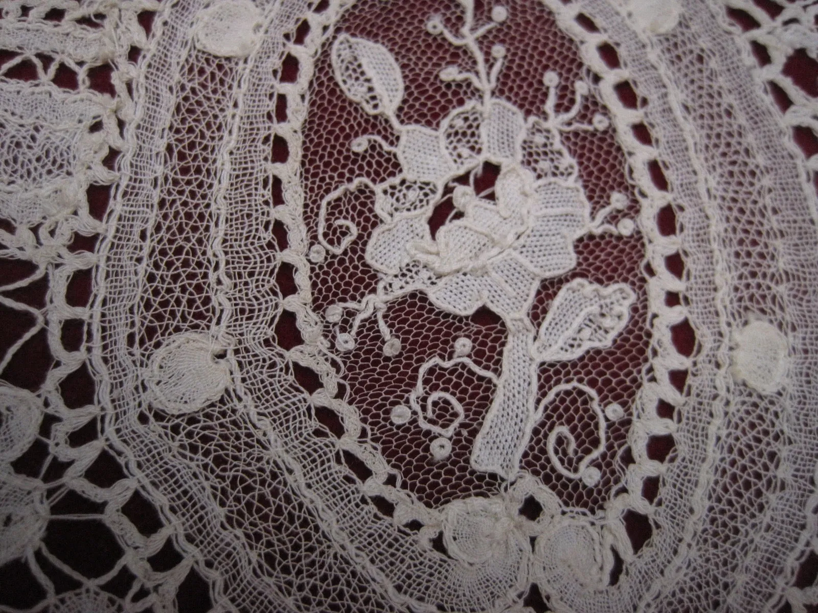 Antique Victorian 19th C Duchesse Lace flounce remnant w Point de Gaze inserts