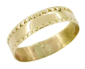 Antique Victorian Baby Ring in 10 Karat Gold - Ring Size 2.5