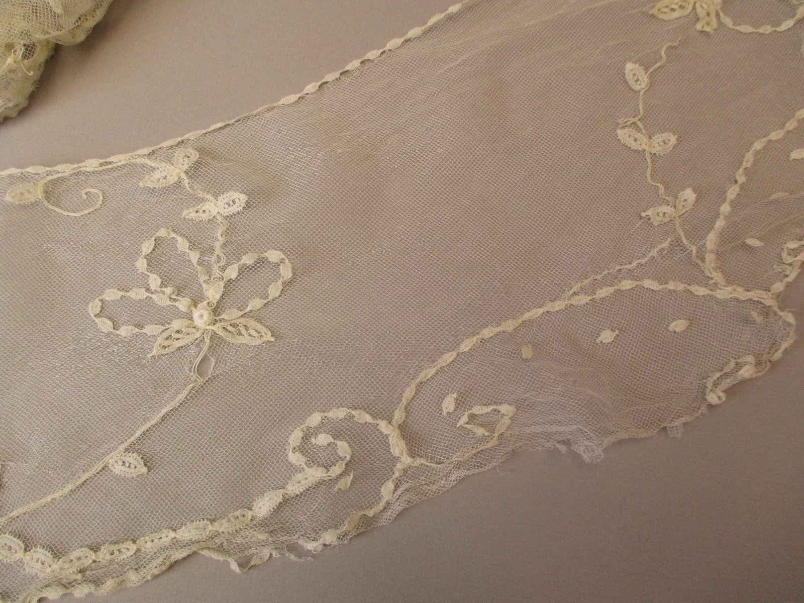 Antique Victorian Brussels Lace Circular Flounce