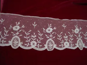 Antique Victorian Brussels lace flounce