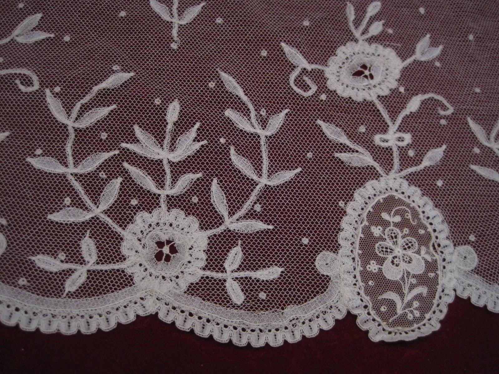 Antique Victorian Brussels lace flounce