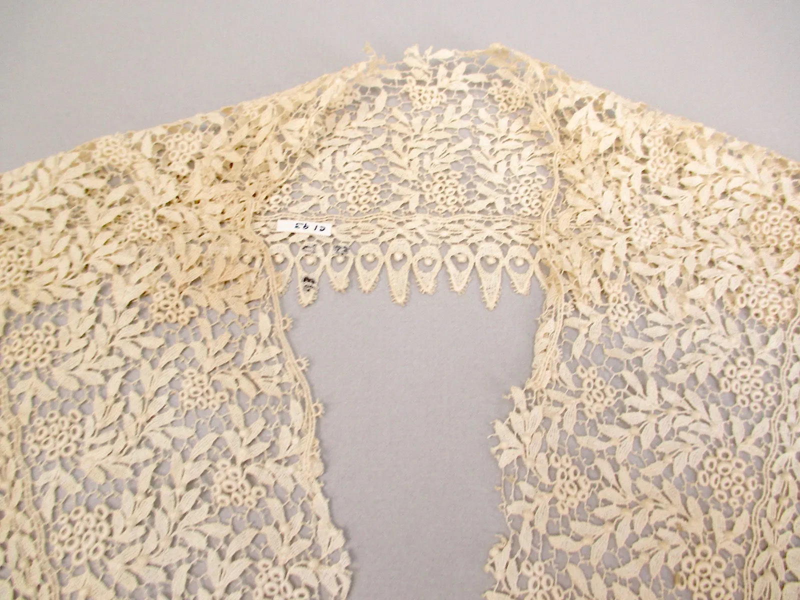 Antique Victorian Chemical lace collar
