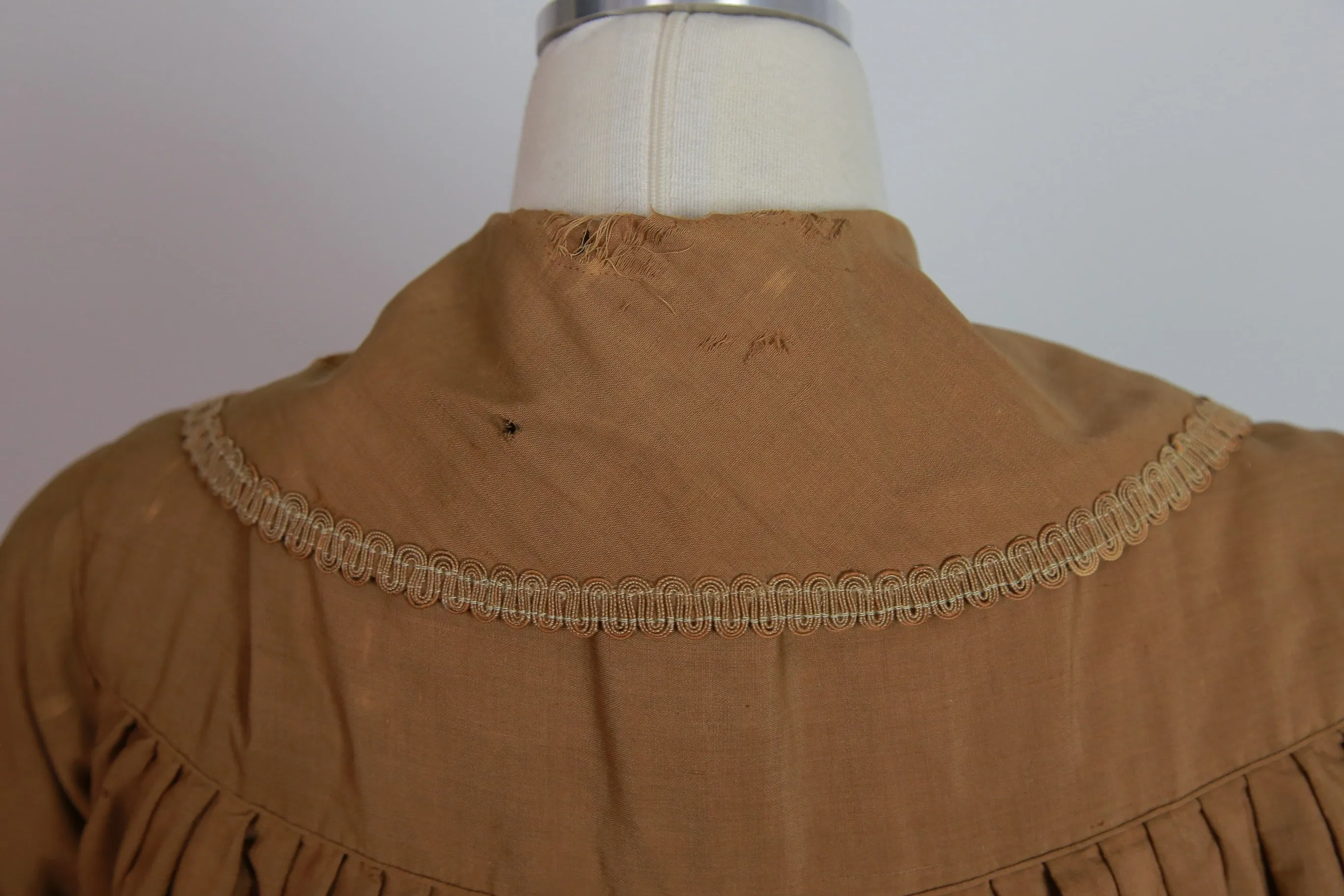 Antique Victorian Civil War era womens traveling paletot cloak coat