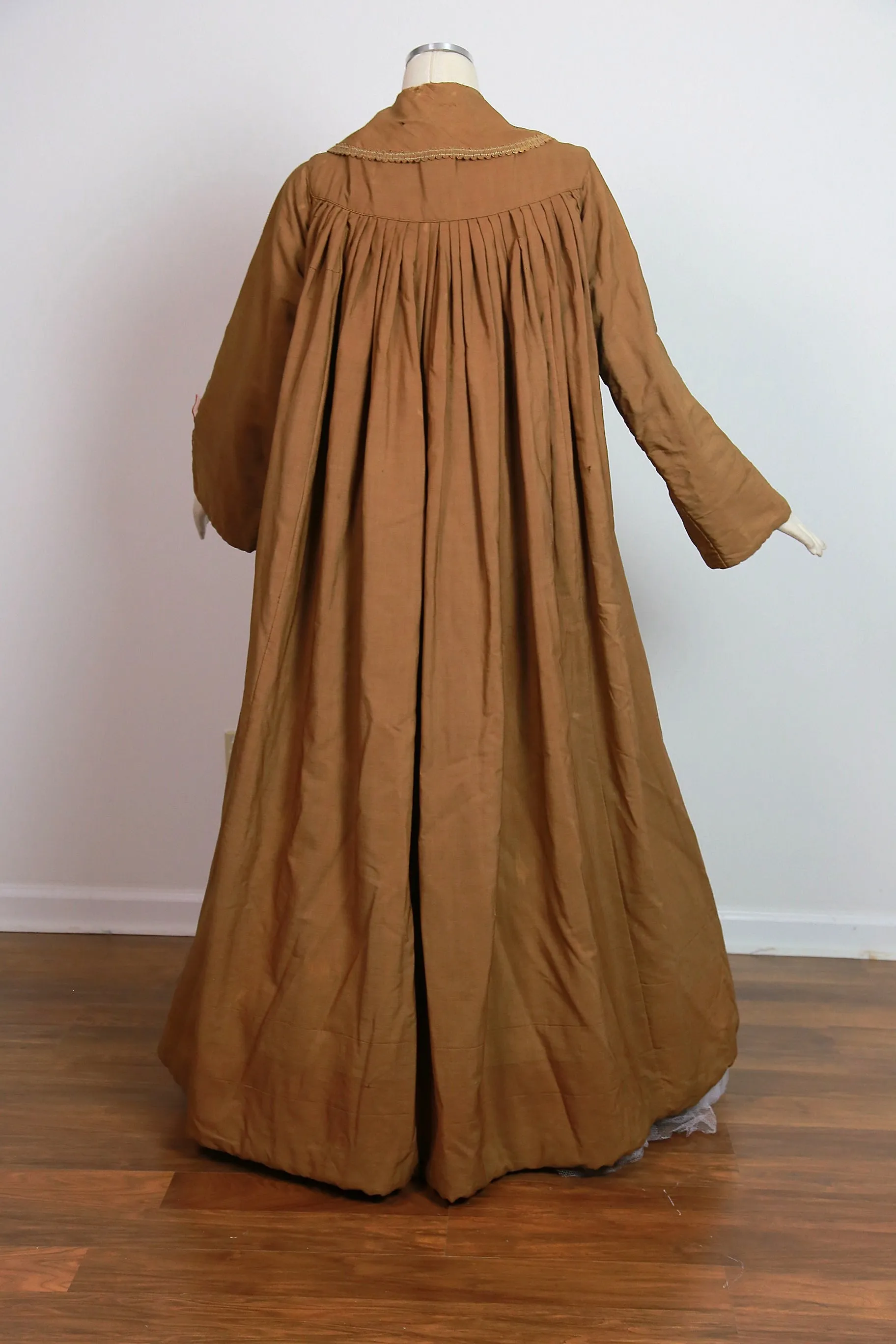Antique Victorian Civil War era womens traveling paletot cloak coat