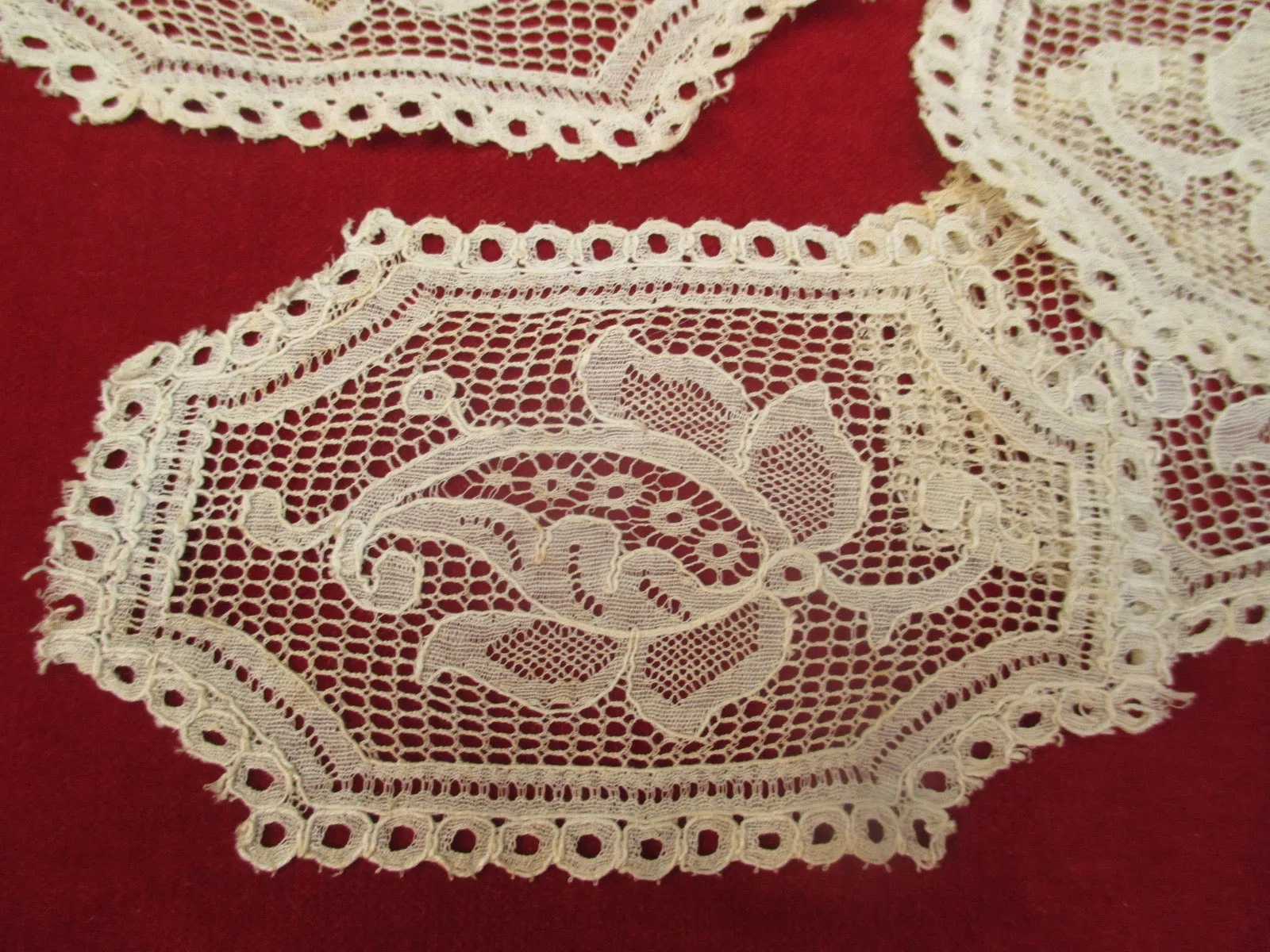 Antique Victorian Lace Appliques set of 4