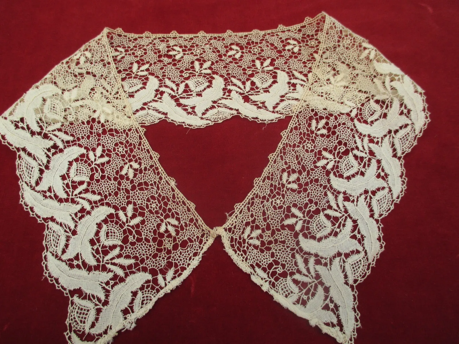 Antique Victorian Lace Collar