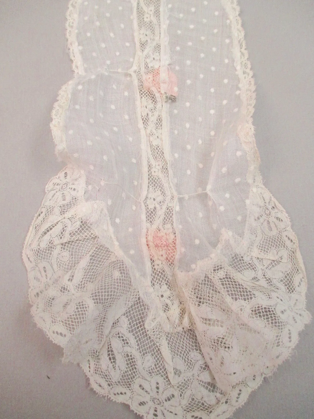 Antique Victorian Lace Jabot