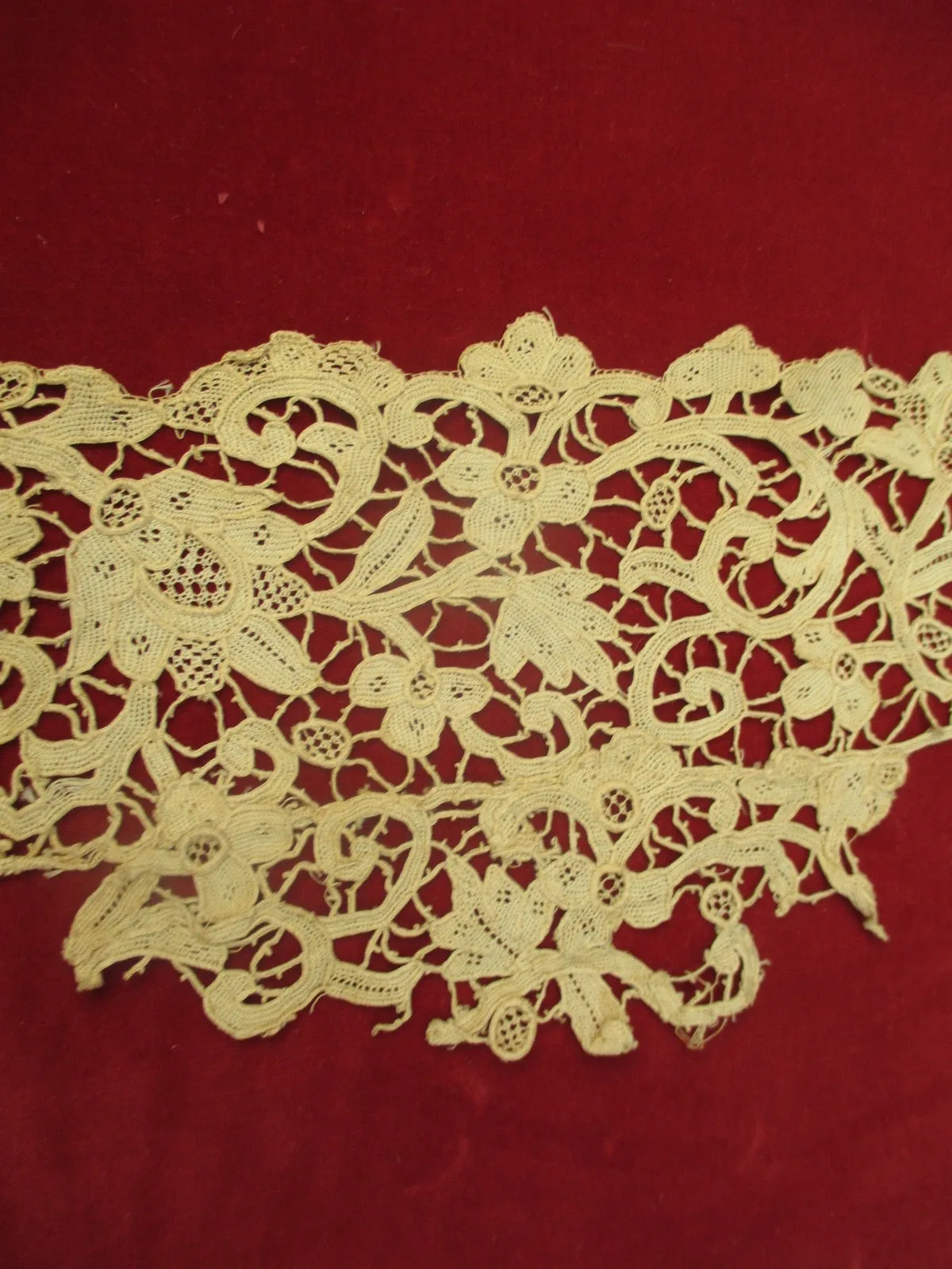 Antique Victorian Lace remnant