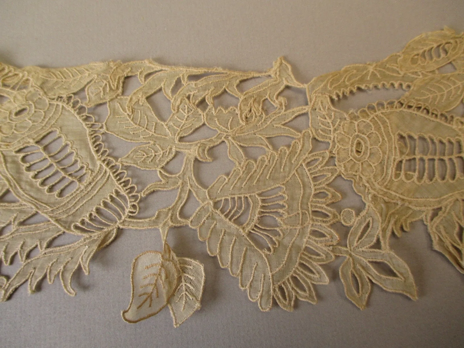 Antique Victorian Lace remnant