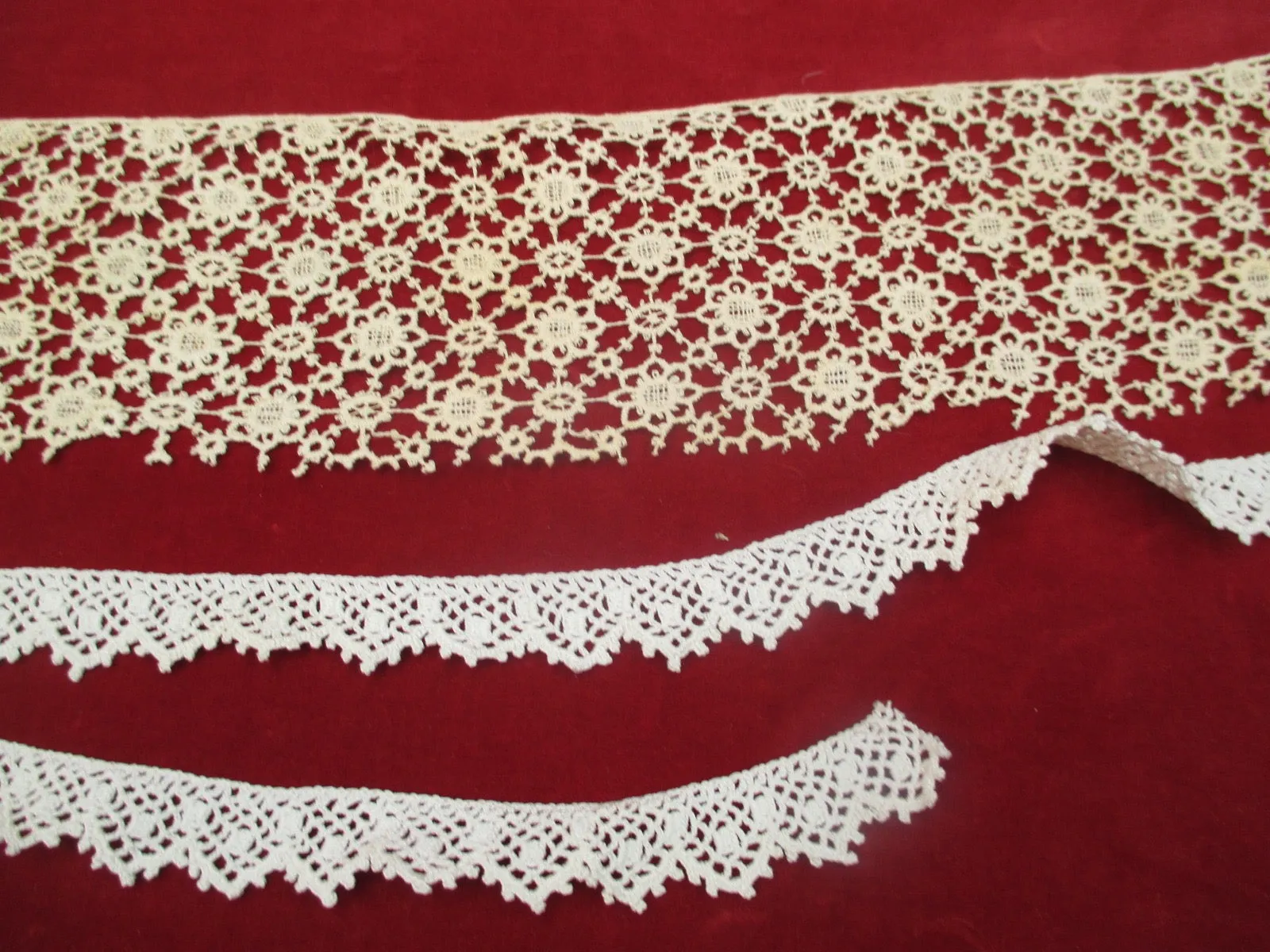 Antique Victorian lace remnants 2 pieces