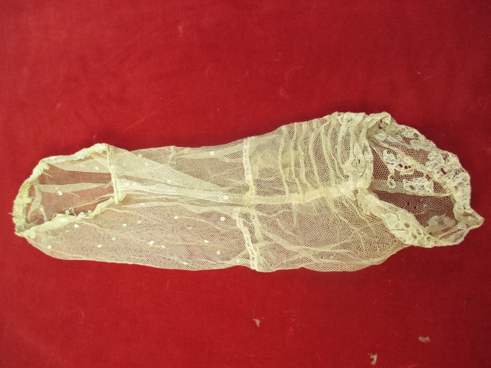 Antique Victorian lace sleeve