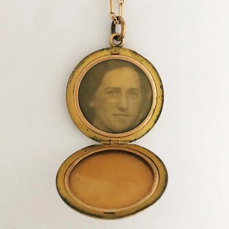 Deco Tulip Locket