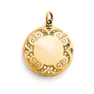 Engraved "S" Ornamental Wreath Antique Locket