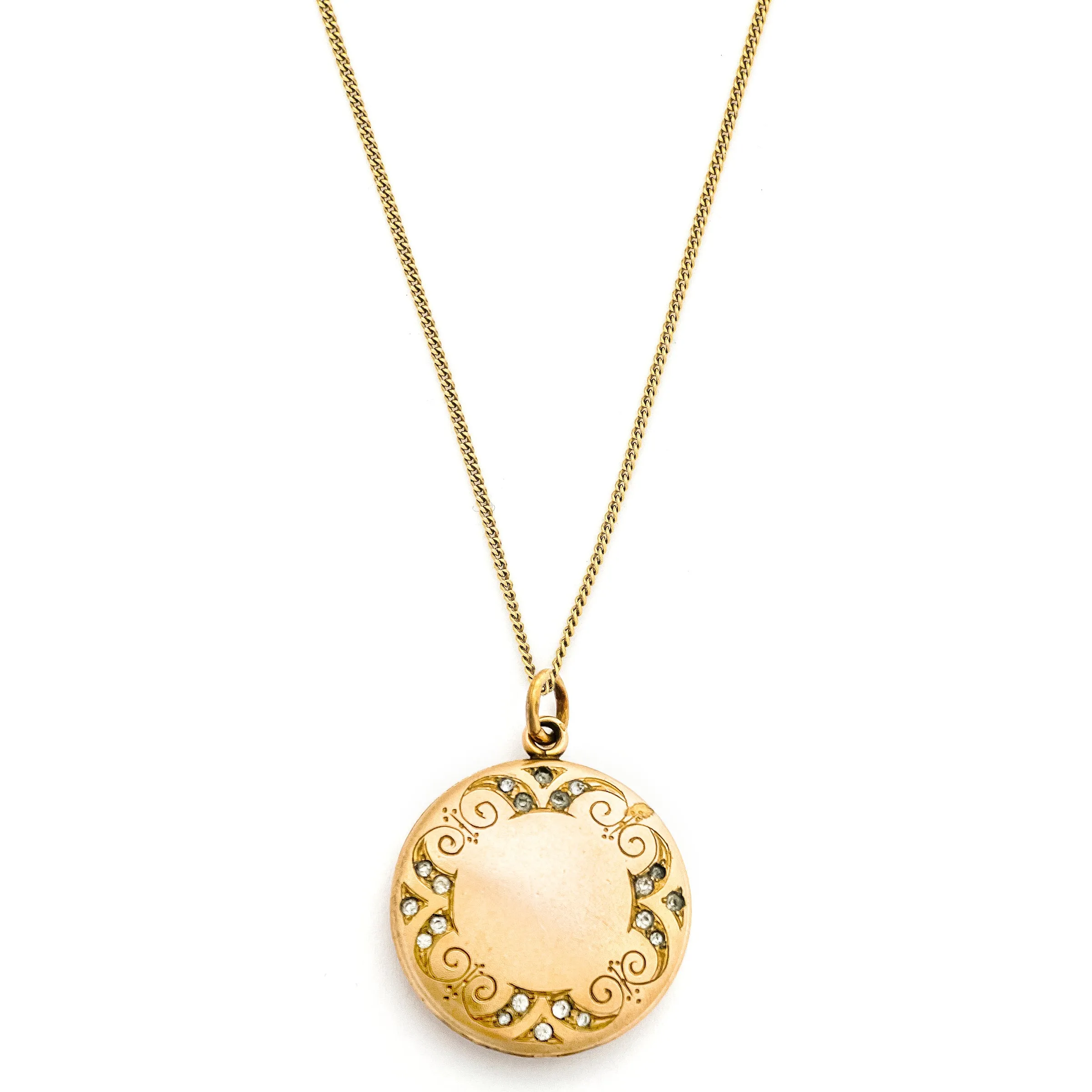 Engraved "S" Ornamental Wreath Antique Locket