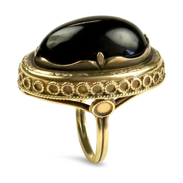 Estate 14K Yellow Gold Victorian Garnet Cabochon Ring