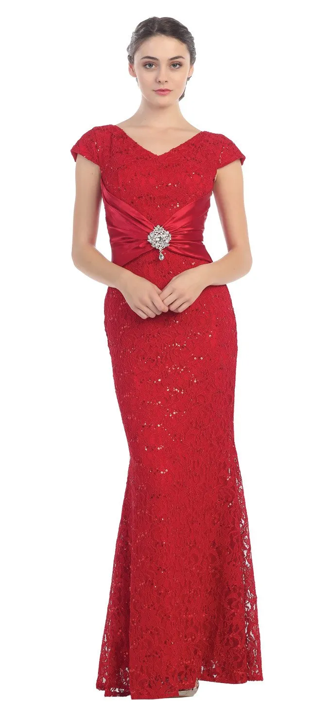 Eureka 2003 Short Sleeved V Neckline Long Lace Column Gown