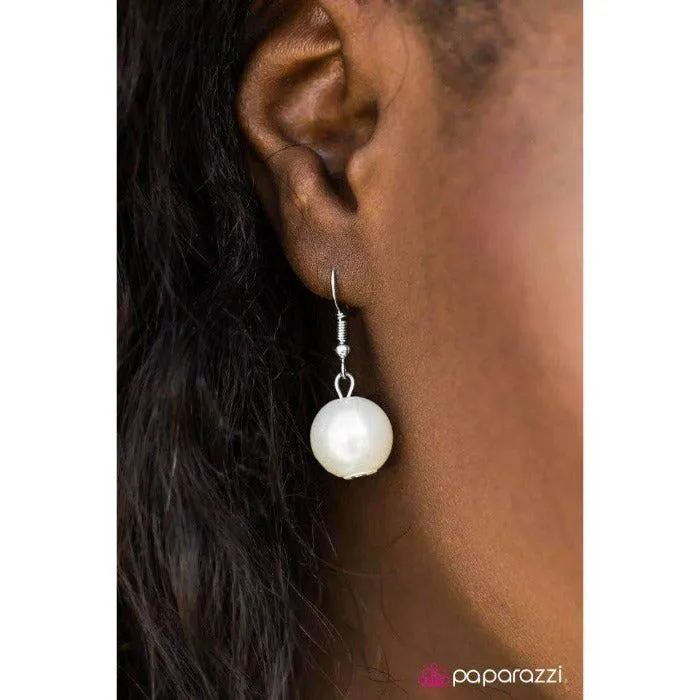 Paparazzi All The Trimmings Ivory Silver Faux Pearl Necklace & Earrings Set