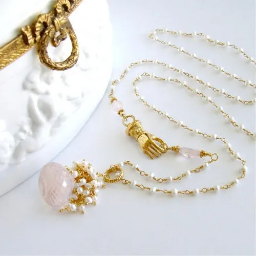 Rose Quartz & Button Pearls Victorian Hand Clasp Necklace - Pétales de Rose II Necklace