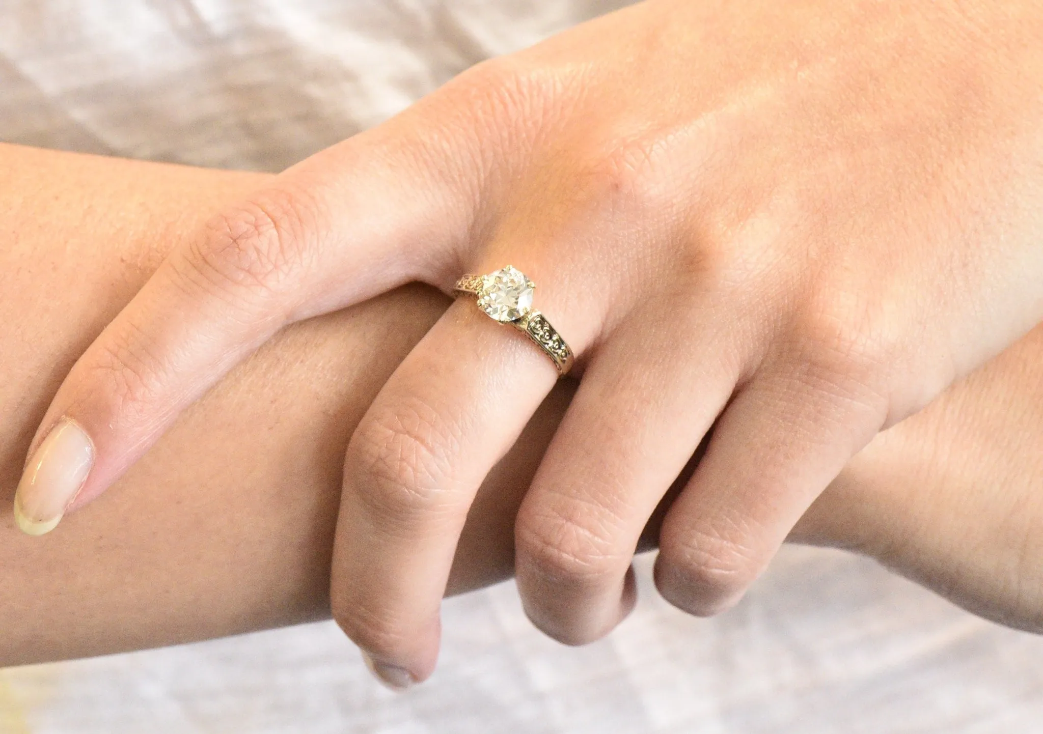 Victorian 1.32 CTW Diamond 14 Karat Gold Solitaire Engagement Ring