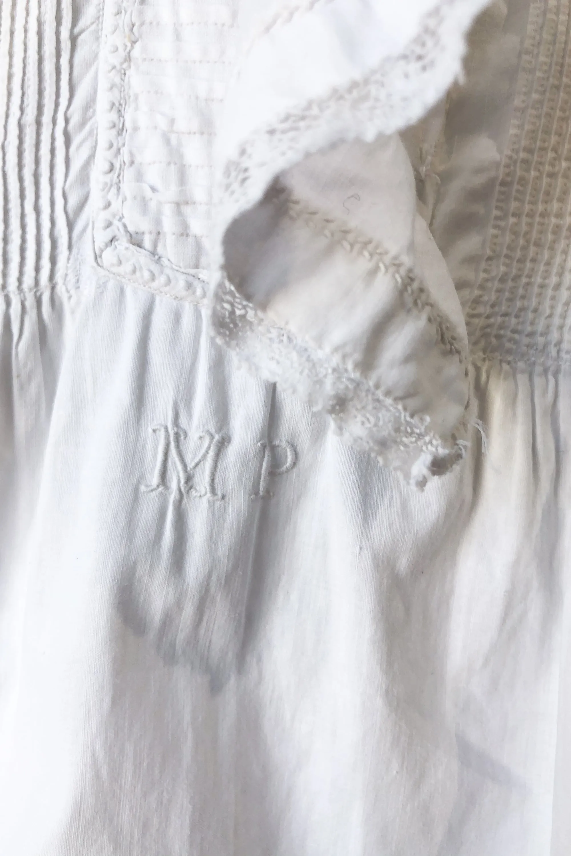 Vintage Victorian White Lace Trim Dress