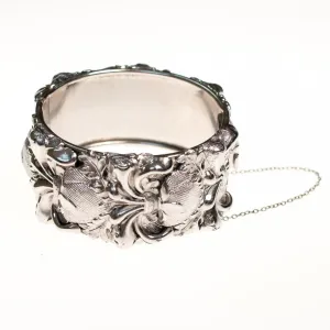 Vintage Whiting and Davis Silver Thistle Wide Hinged Bangle Bracelet
